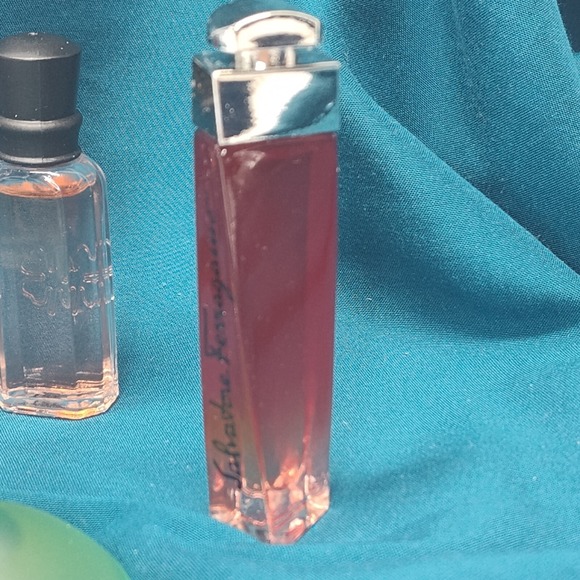 5 Mini Travel Perfumes Marc Jacobs Lucky Salvatore Ferragamo Yin Yang Vie Privee - Picture 2 of 8